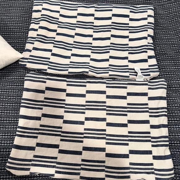 Pottery barn pillow covers - Picture 3 of 6